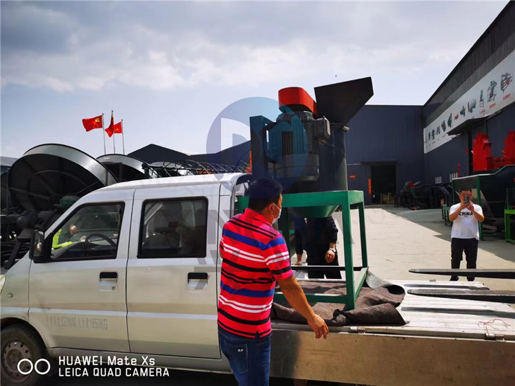 60����ʽ������Ϸ���C(j��)�l(f��)��ɽ�|�͑��F(xi��n)��