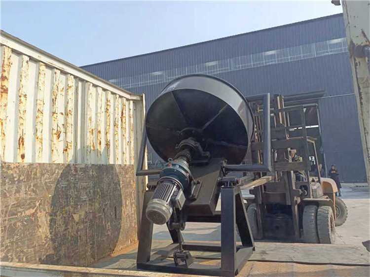 ���Ͽ͑��r�I(y��)�WУ����500����҈A�P�����C�l(f��)؛