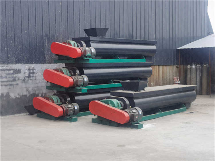 �D(zhu��n)�Ĕ��X����һ�����C���u�Sţ�S���ϼӹ��O(sh��)�䣬�������w���C