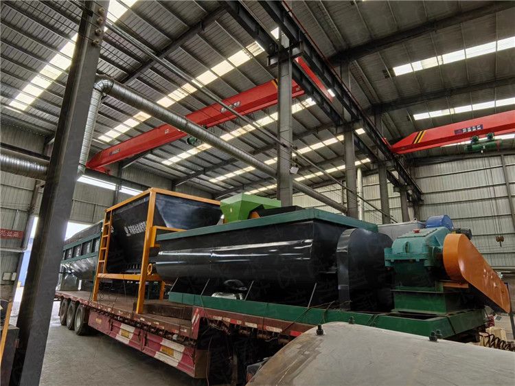 �½���ʲ�͑���a(ch��n)10�f���ۄ��ЙC�����a(ch��n)���l(f��)؛�F(xi��n)��