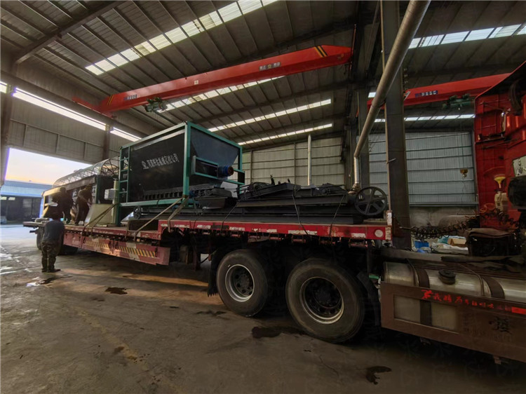 �㽭�_�ݿ͑���a(ch��n)10�f���ۄ��ЙC�ʰl(f��)؛�F(xi��n)��