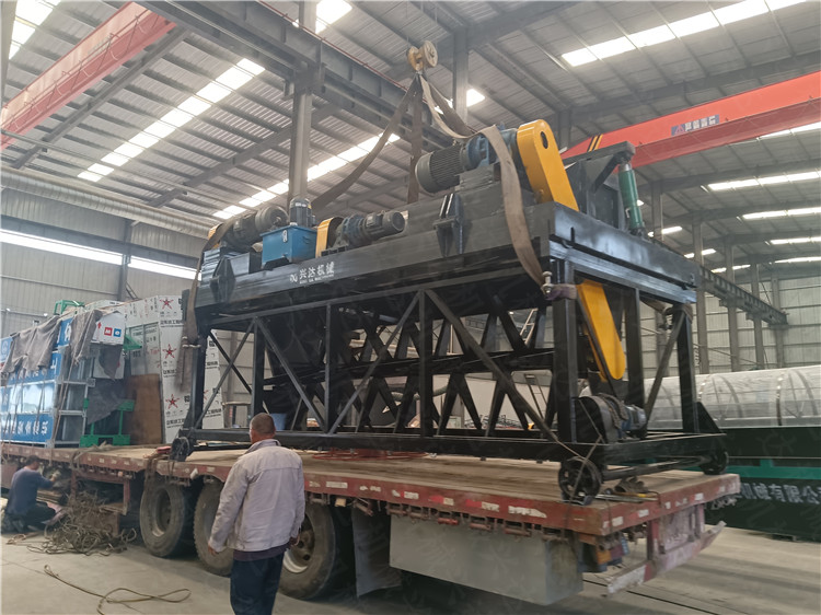 粉狀有機肥生產線 蚯蚓糞堆肥發(fā)酵翻堆機 液壓升降槽式 有機肥翻拋機